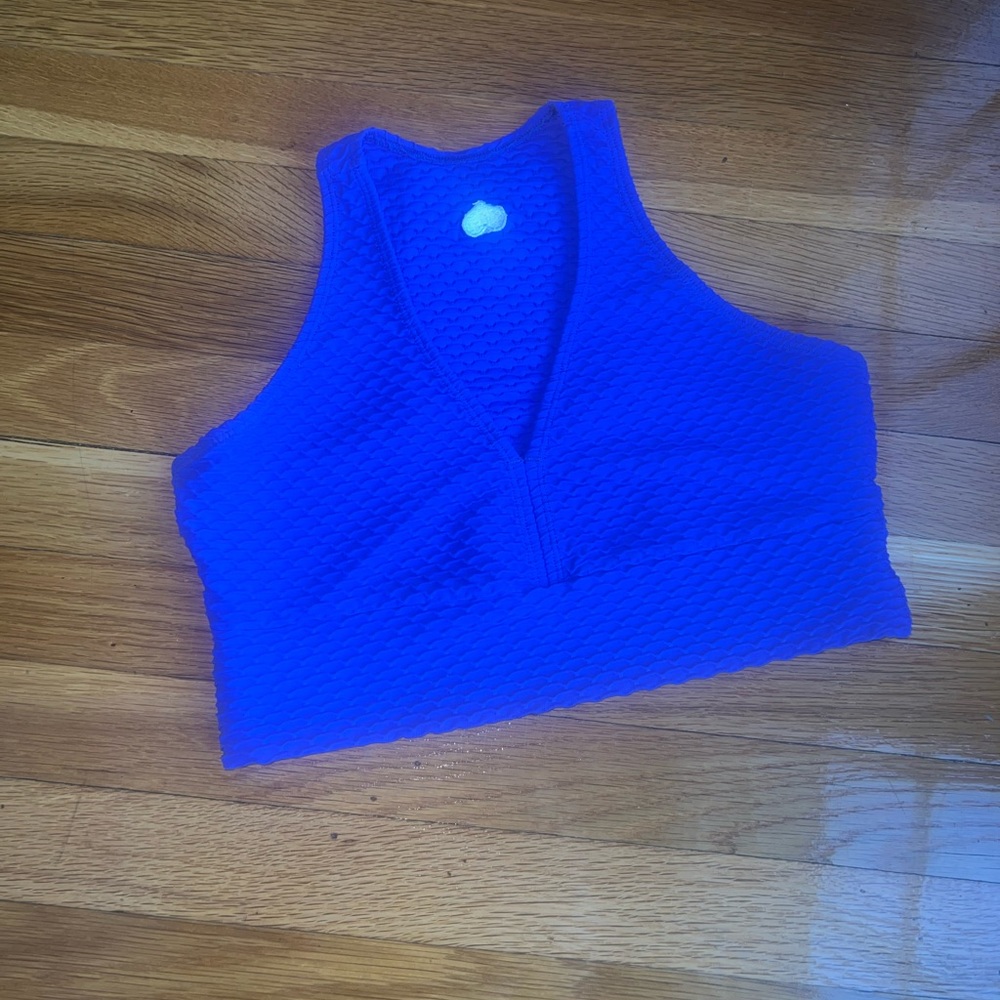 BBB sports bra. Croco skin. Ocean.